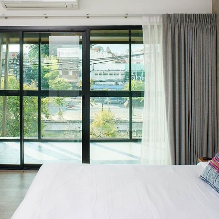 Himku Hotel - Adult Only Csiangmaj Kültér fotó